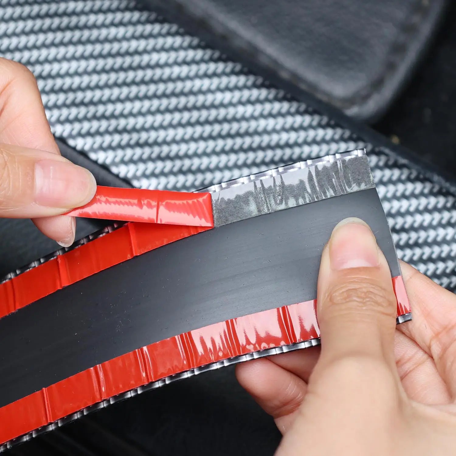 5x100cm Carbon Fiber PVC Car Door Bumper Strip Guard Anti Scratch Sticker Auto Wrap Film Self-Adhesive Car Decorative Strips