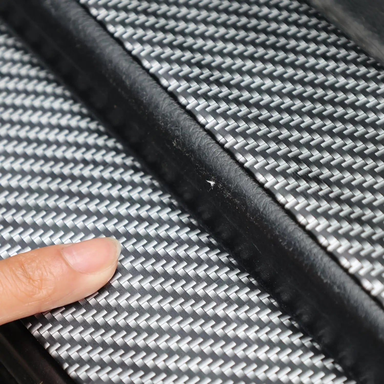 5x100cm Carbon Fiber PVC Car Door Bumper Strip Guard Anti Scratch Sticker Auto Wrap Film Self-Adhesive Car Decorative Strips